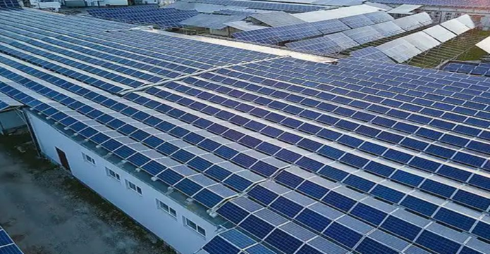Roof Mounted Solar Panel Systems: Boost Commercial Energy Efficiency & Durability