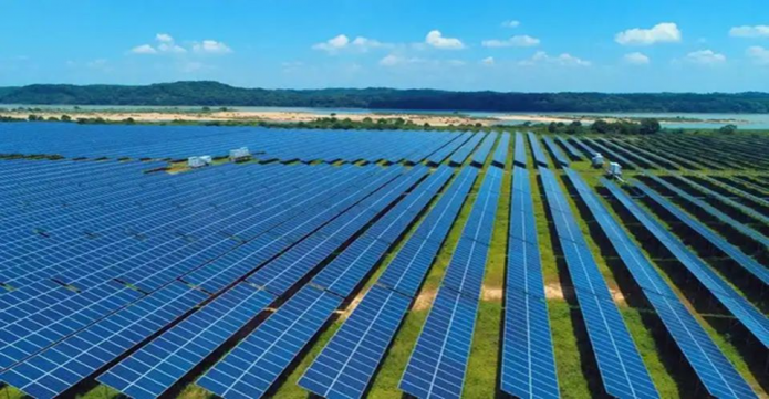 Solar Panel Mounting on Flat Roof: High-Efficiency PV Systems for Commercial Energy Needs