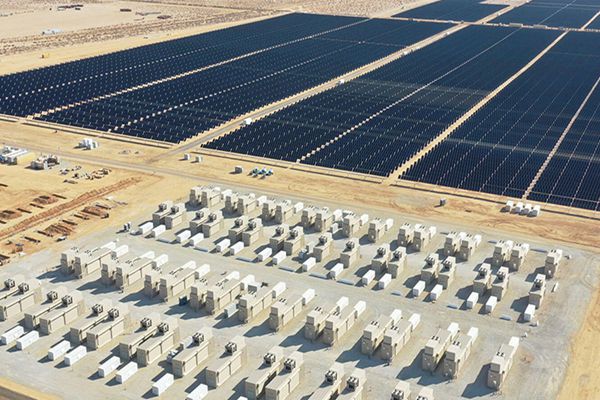 Maximize Solar ROI: Top Energy Storage Systems for Uninterrupted Power