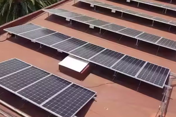 Secure Flat Roof Solar Mounting Systems: Maximize Rooftop Energy Potential