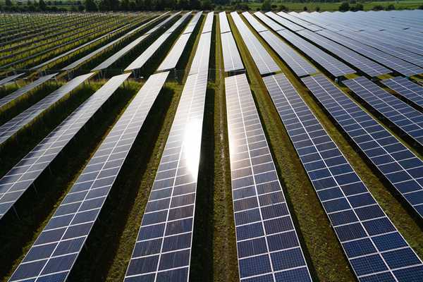 Power Station Solar Mastery: Uninterrupted Energy for Homes