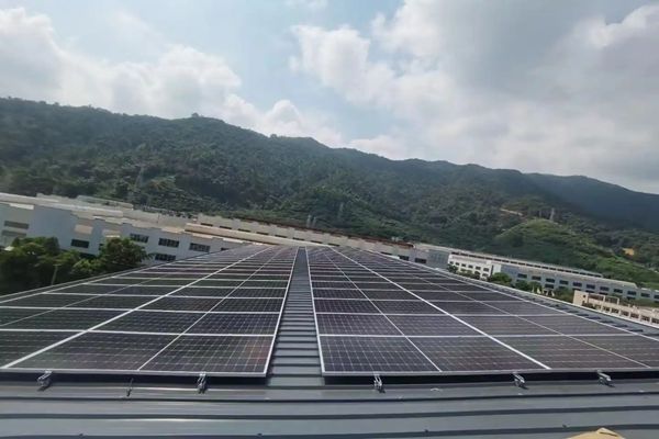 Maximize Solar Output: Premium Solar Roof Mounting Systems for Demanding Climates