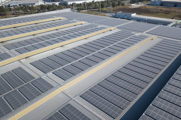 Industrial-Strength Solar Mounting: Maximize Your Roof Mounted Solar Panel System