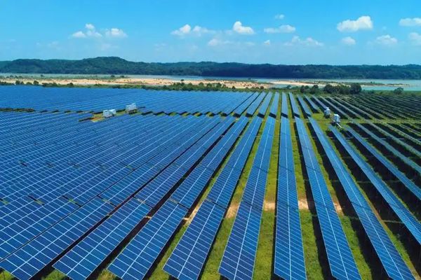 Best Ground Mount Solar System: Balancing Quality Racking with Affordable Solutions