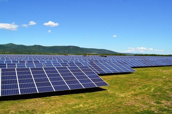 Ground Mounted Solar Photovoltaic Systems: Installation Guide