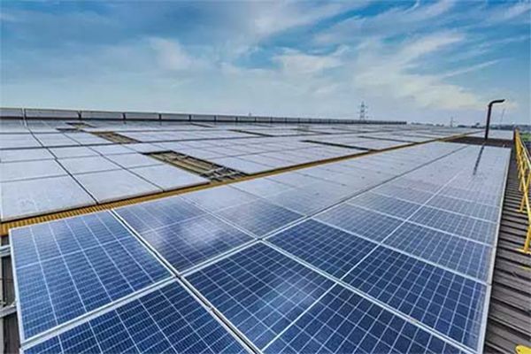 Flat Roof Solar Mount Systems: Optimizing Installation for Commercial Buildings