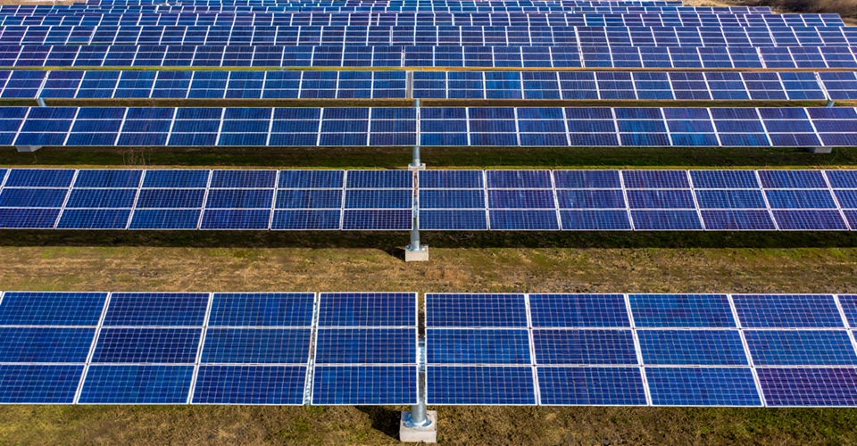 Monocrystalline Solar Panel: Advantages, Specifications